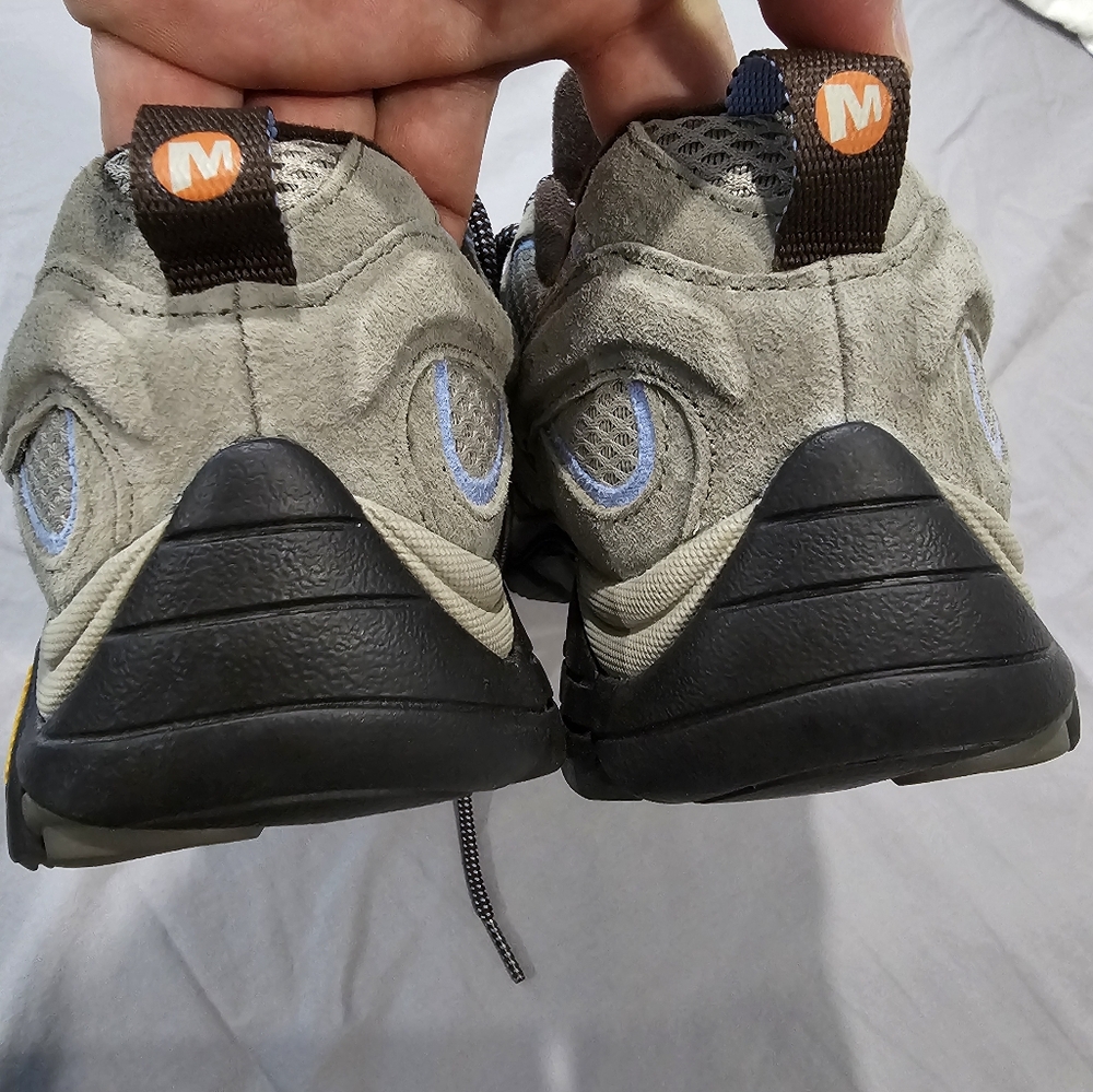 Merrell Like New - Picture 4 of 7